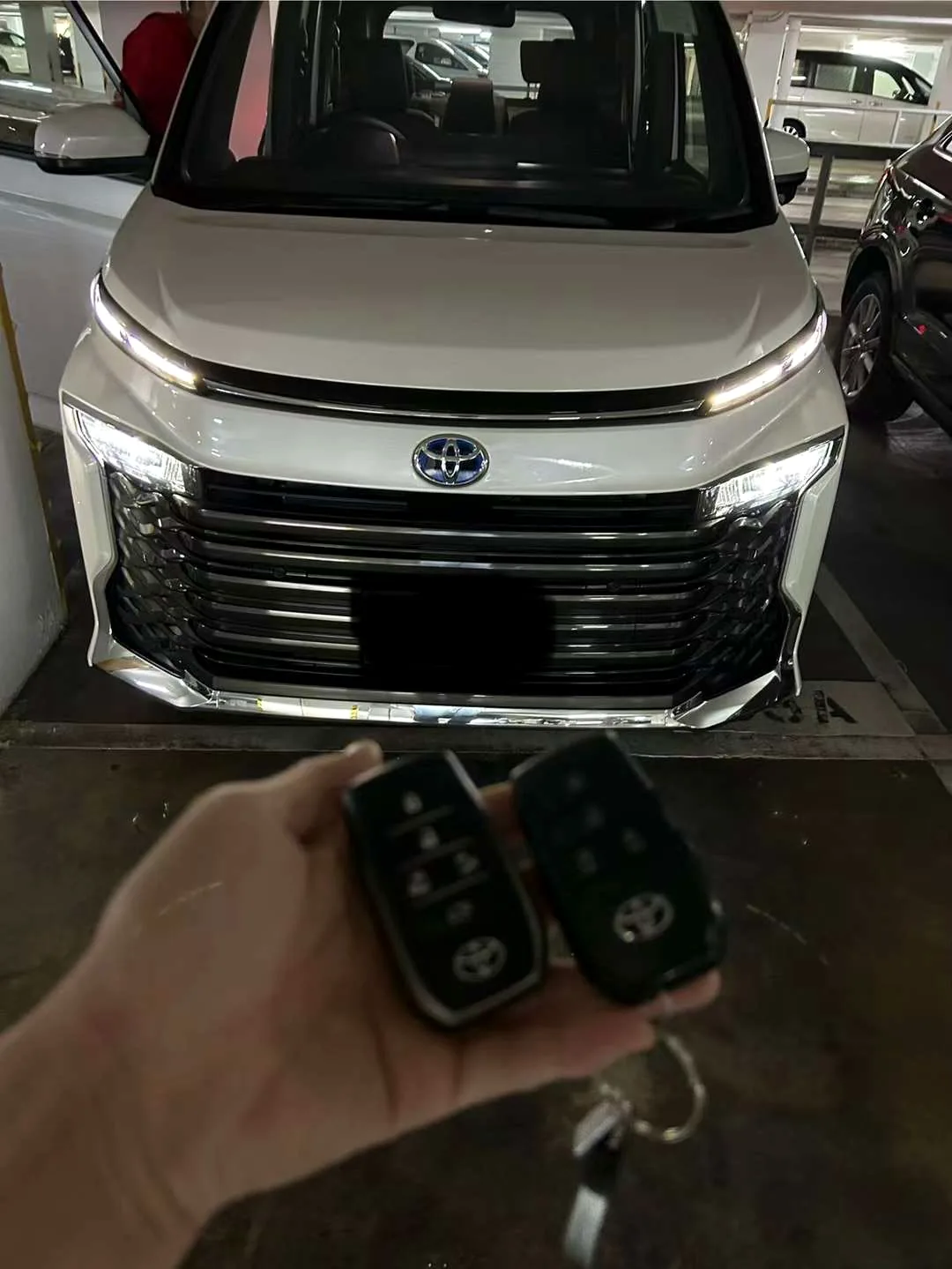 巧手开锁真实汽车钥匙施工案例 32